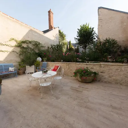 Room In Guest Room - This 10Th Century Home Sits In An Exceptional Setting In The Center Of Orleans-3